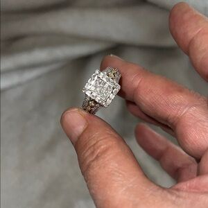 Elegant Gold and Sterling Silver diamond Women's Ring